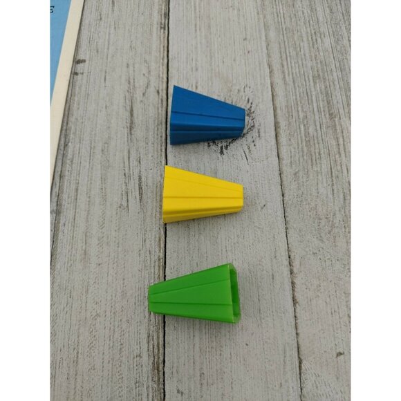 1985 Last Word Board Game Replacement 3 Playing Pawn Pieces & Instruction Only - Picture 5 of 5